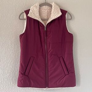 NWOT The North Face Women’s Merriewood Reversible Vest XS Maroon